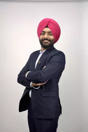 Sahib Preet Singh Malhi, Mississauga, Real Estate Agent